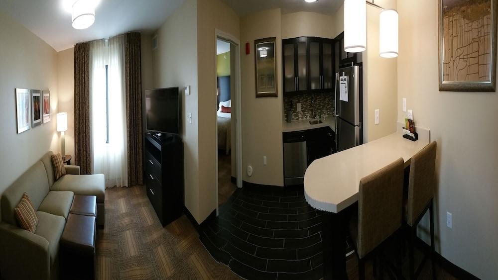Staybridge Suites Merrillville By Ihg Exterior photo