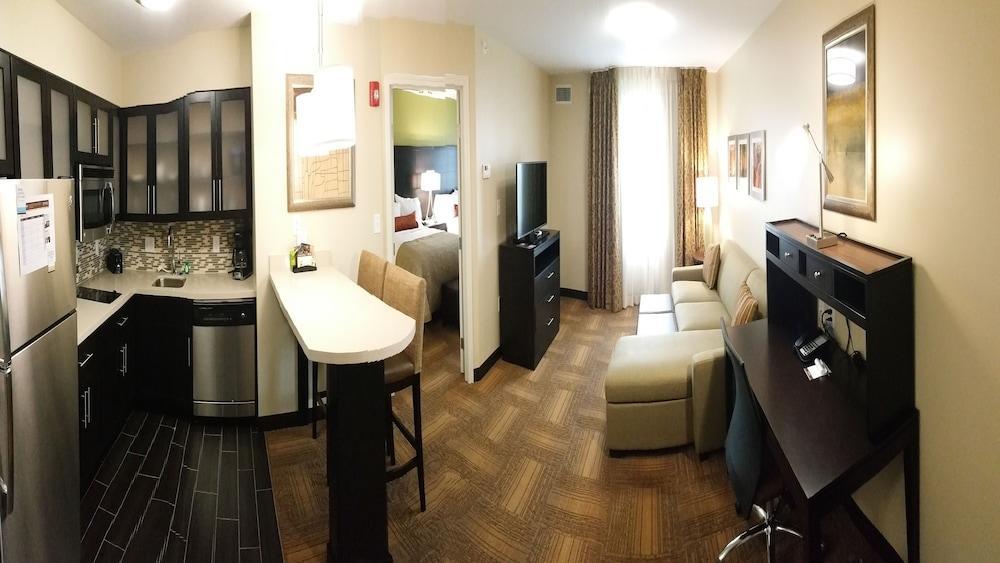 Staybridge Suites Merrillville By Ihg Exterior photo