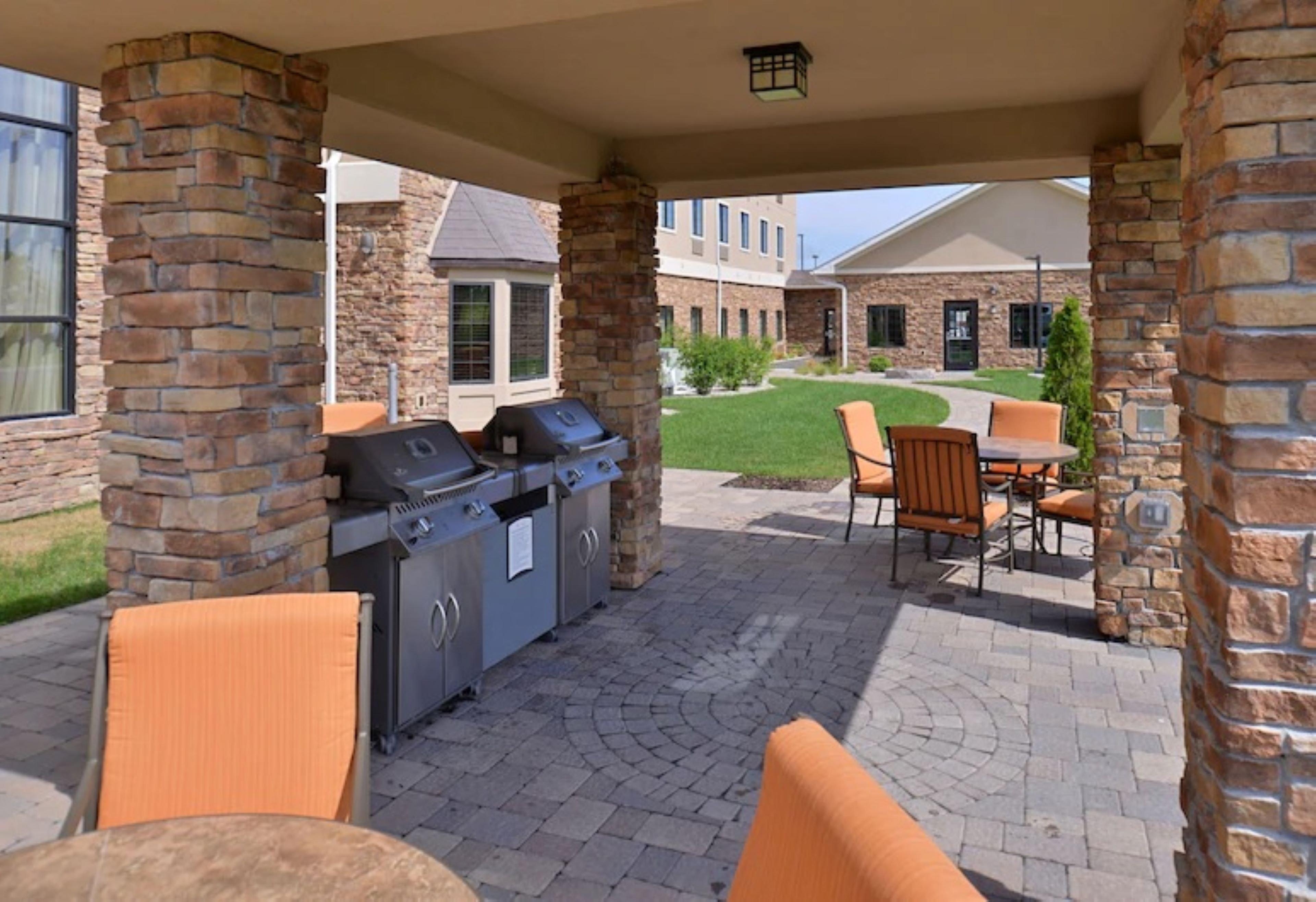 Staybridge Suites Merrillville By Ihg Exterior photo